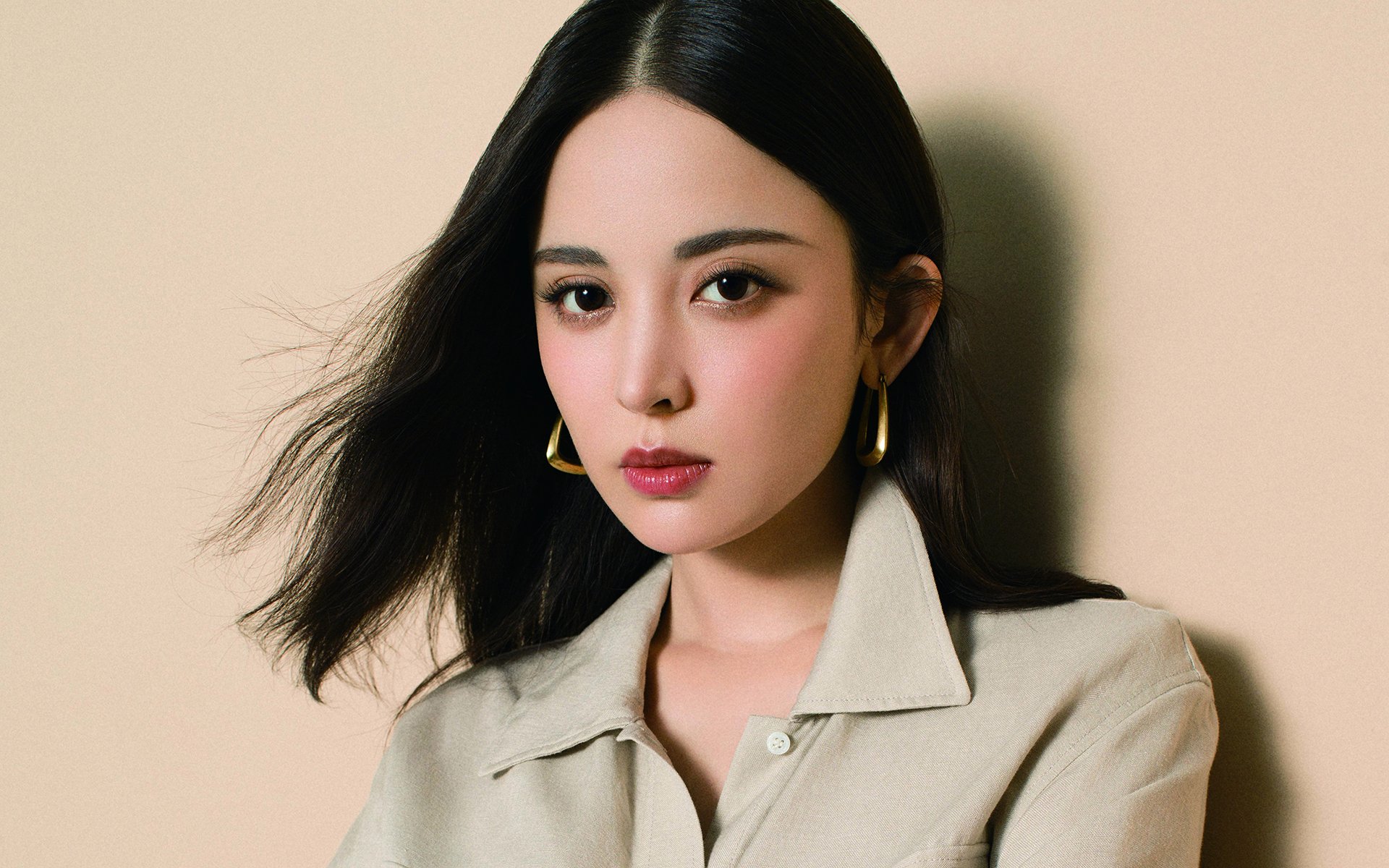 城市速降滑板赛,街头风潮的极限挑战,速降滑板最高时速