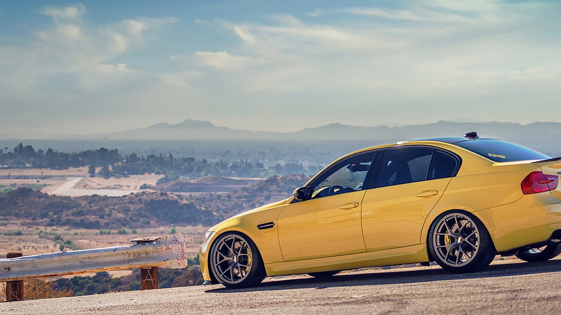 乐鱼体育-西班牙男足在欧洲杯小组赛中三战全胜晋级，欧洲杯西班牙男足名单