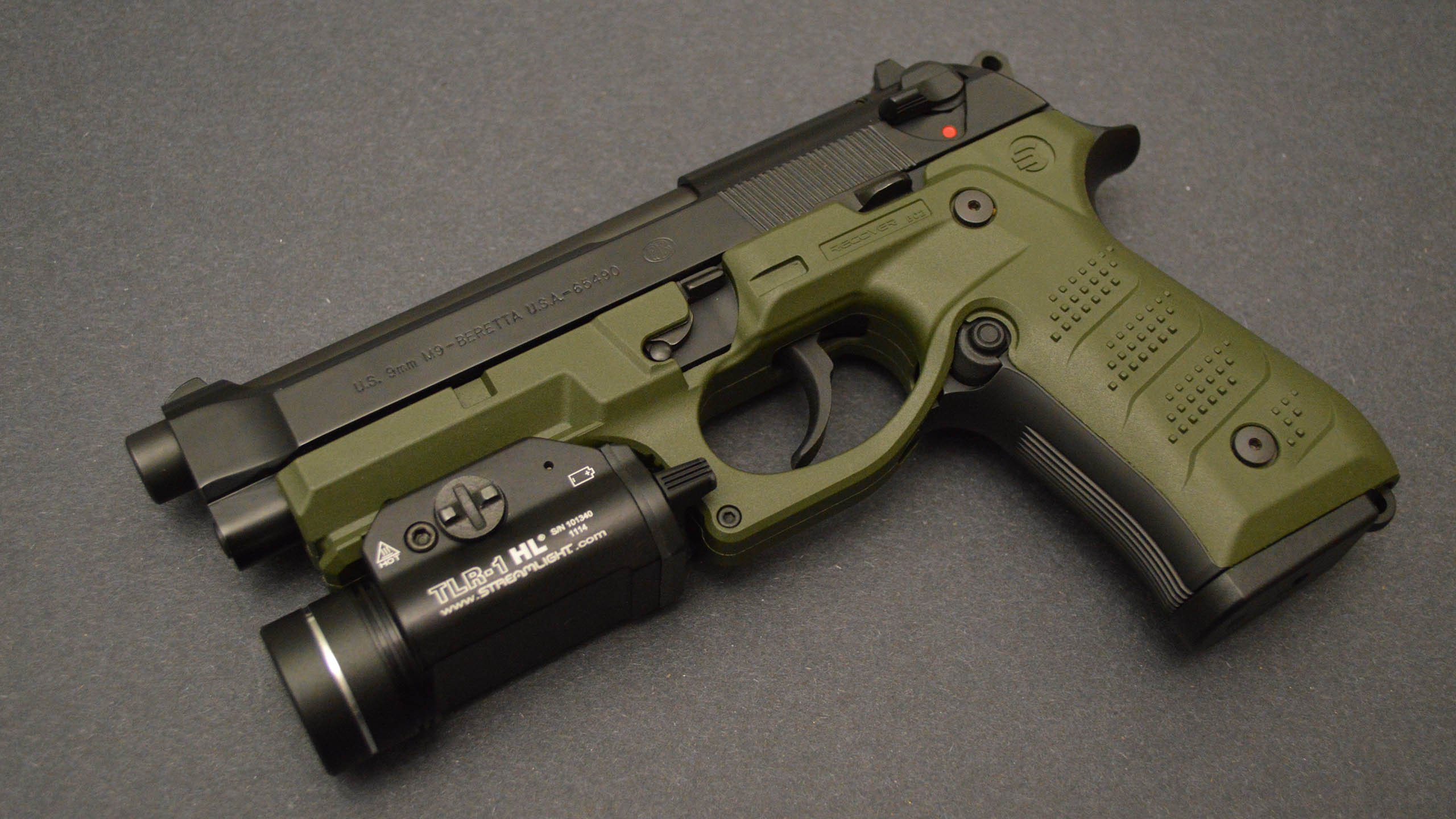 斯图加特球员全力以赴，取得重要三分，斯图加特主场叫什么