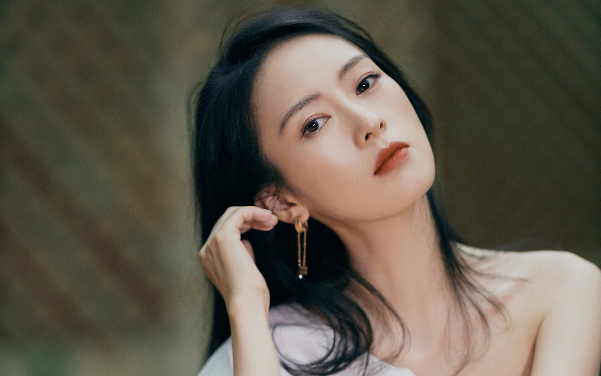 高质量比赛中精彩瞬间不断,球员们奋力拼搏,比赛精彩视频