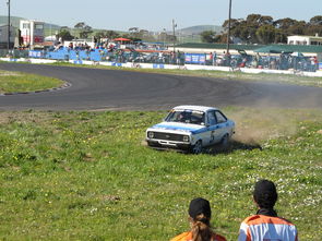 乐鱼vip-“三叉湖飞盘赛：速度与精准的完美结合，精彩不断”